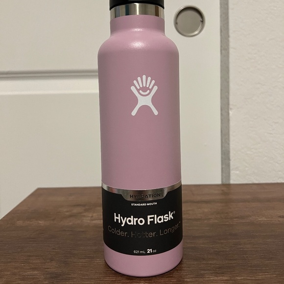 Hydro flask 21oz standard mouth lilac bottle discontinued color